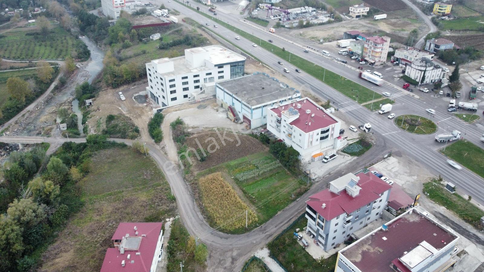 Toybelen'de Anayola Cephe 565m² İki Katlı Satılık Dükkan-mağaza - Görsel 5