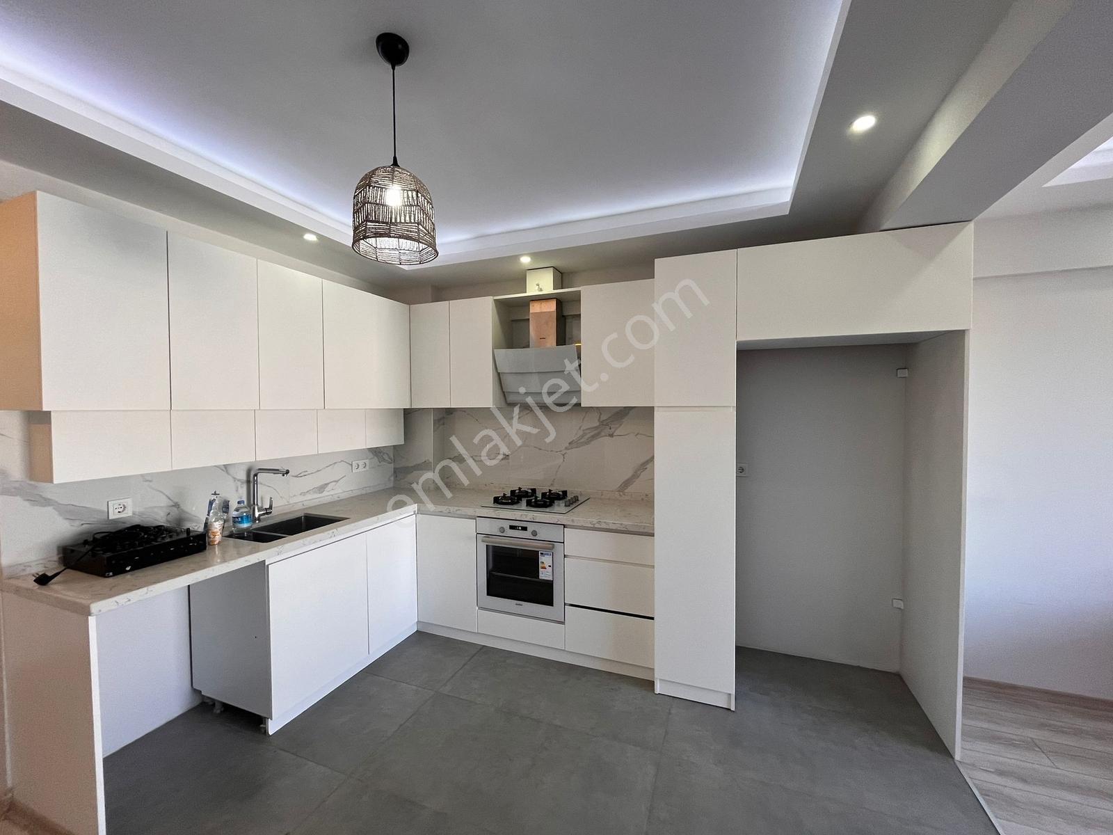 Fethiye Akarca Mahallesinde Asansörlü Şık Binada 2+1 Daire - Görsel 31
