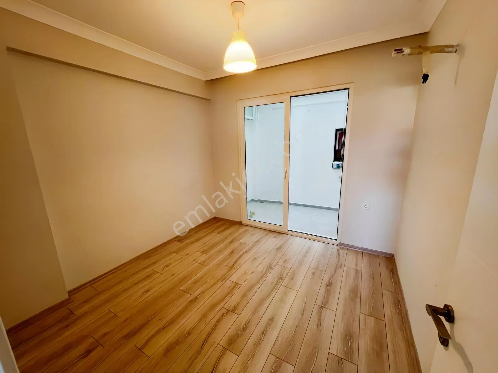 Fethiye Akarca Mahallesinde Asansörlü Şık Binada 2+1 Daire - Görsel 5