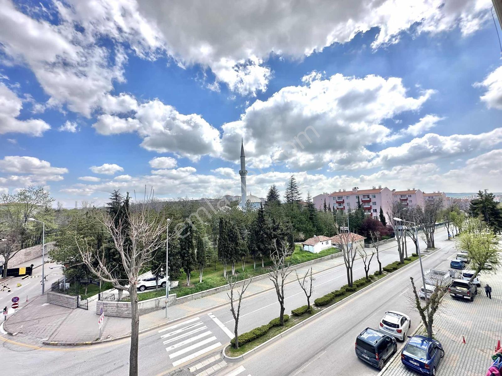 Topçu Okuluna Cephe Fırsat Ara Kat Odaları Bağımsız 3+1 Daire - Görsel 2