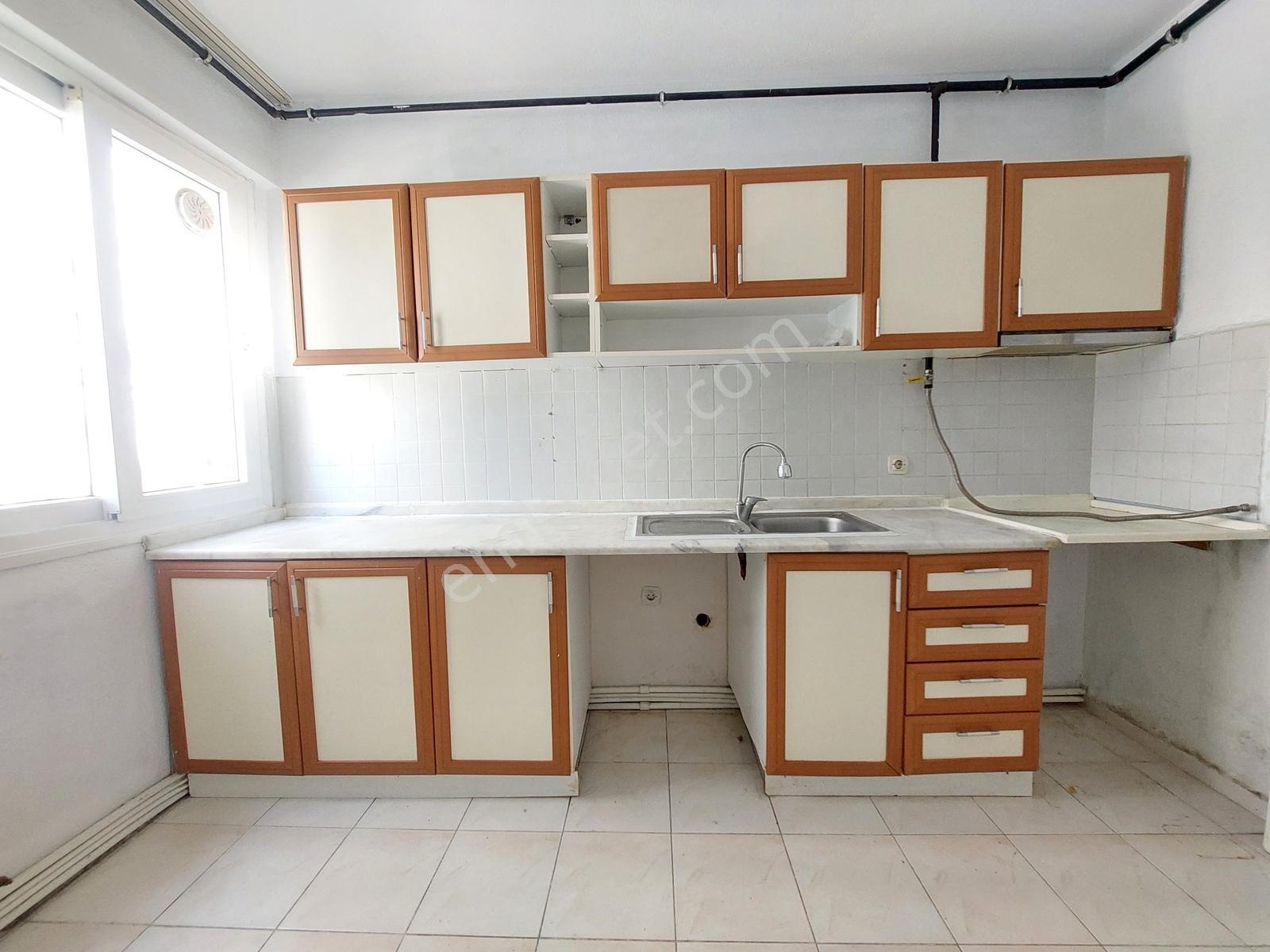 Karşıyaka Zübeyde Hnm Mah Zabıtcı'da Satılık 2+1 D.gazlı Daire - Görsel 7