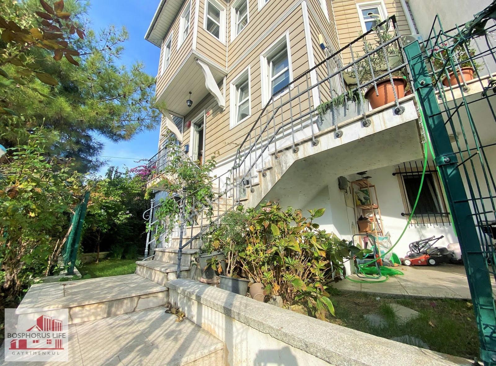 Büyükdere Sahile 50m Bahçeli Müstakil Ahşap Villa (ikiz Villa) - Görsel 32