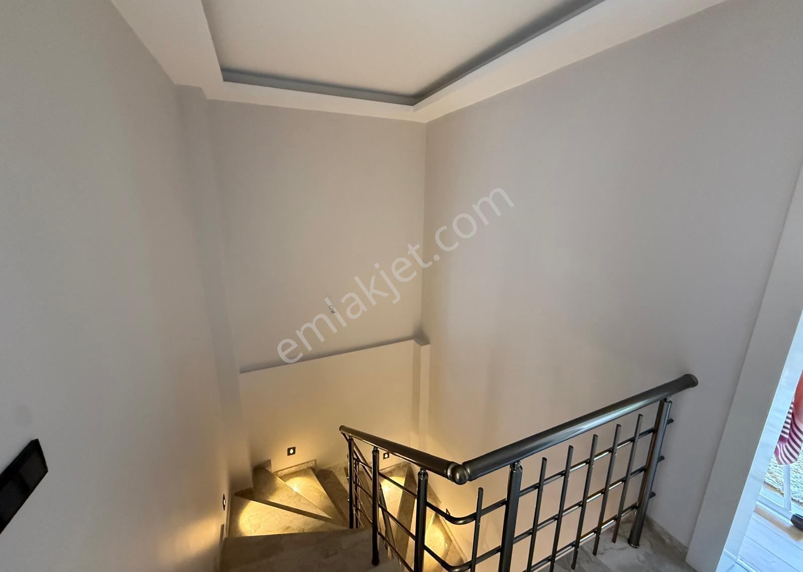 Menderes Turyap'tan Gölcükler Mh. 4+1 Müstakil Bahçeli Villa - Görsel 34