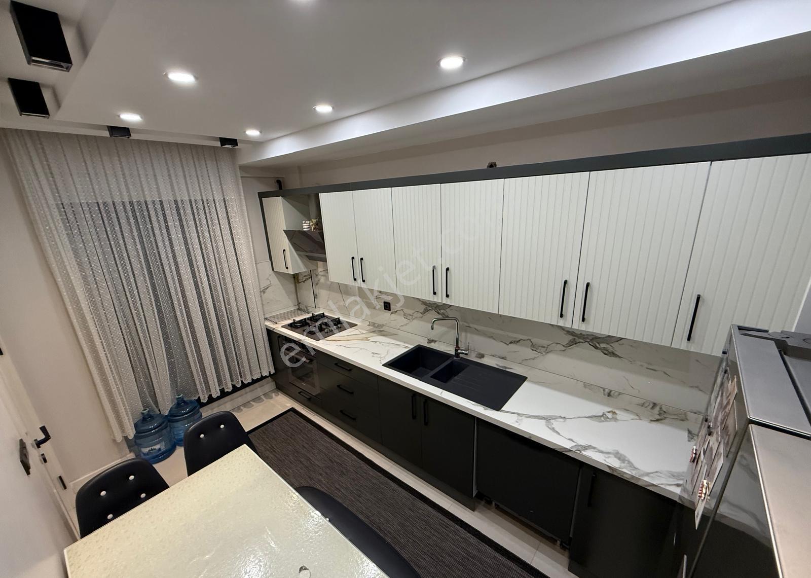 Menderes Turyap'tan Gölcükler Mh. 4+1 Müstakil Bahçeli Villa