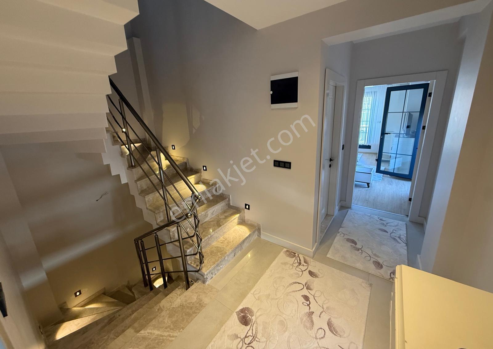 Menderes Turyap'tan Gölcükler Mh. 4+1 Müstakil Bahçeli Villa - Görsel 33
