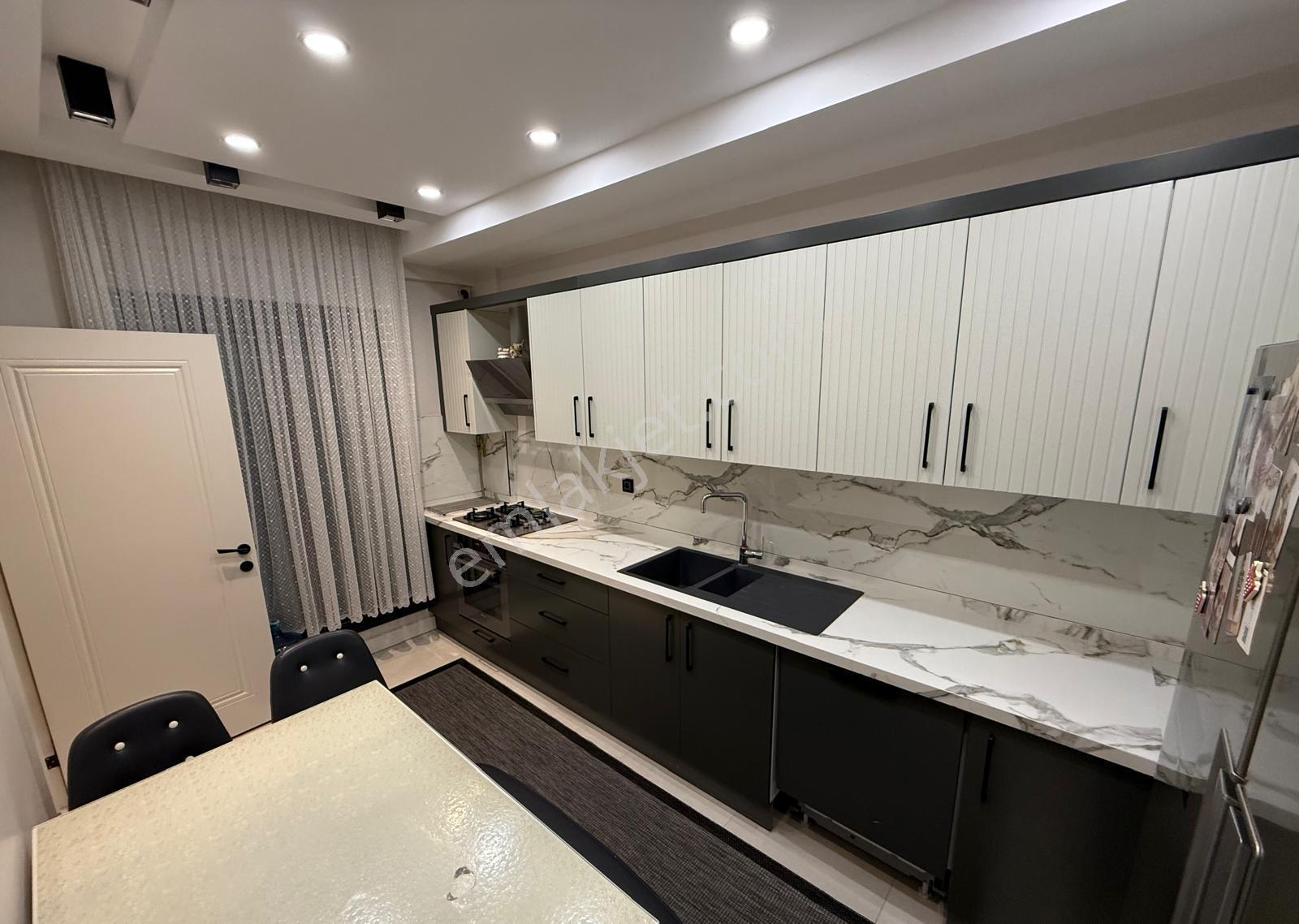 Menderes Turyap'tan Gölcükler Mh. 4+1 Müstakil Bahçeli Villa - Görsel 3