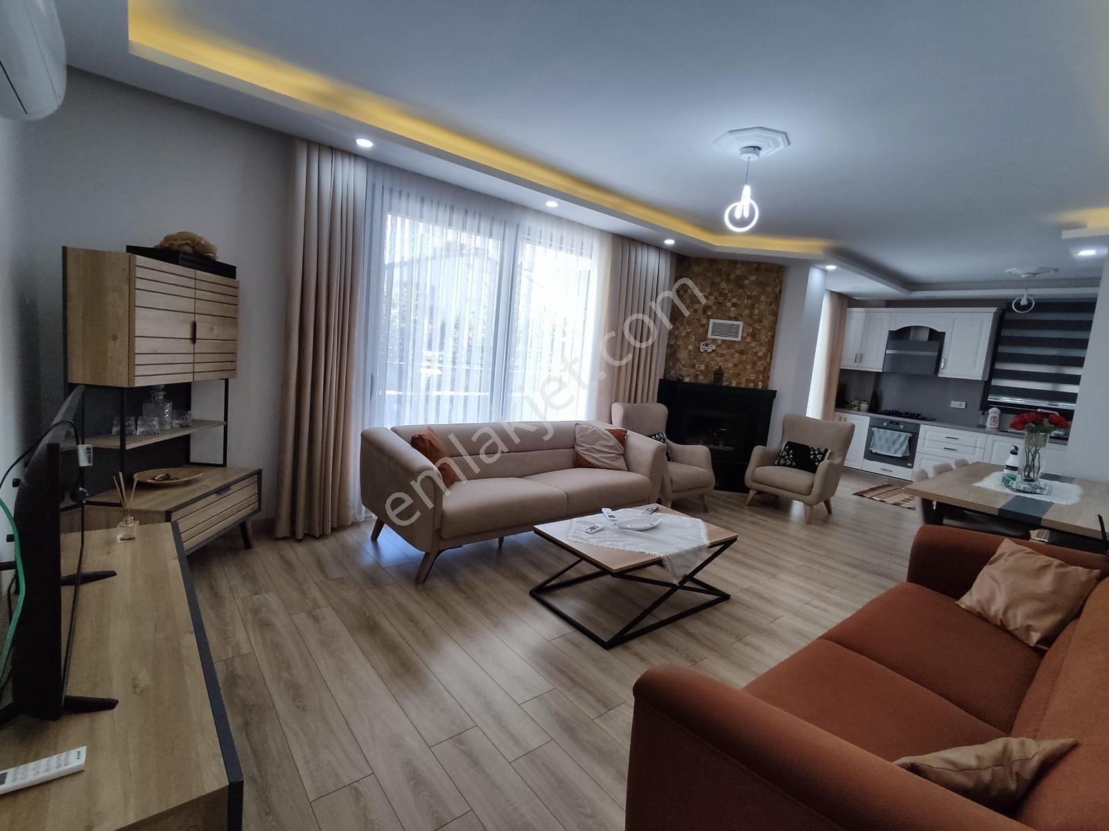 Akbük Merkezde 6+1 Tam Müstakil Havuzlu Villa Kaçmaz !!! - Görsel 20