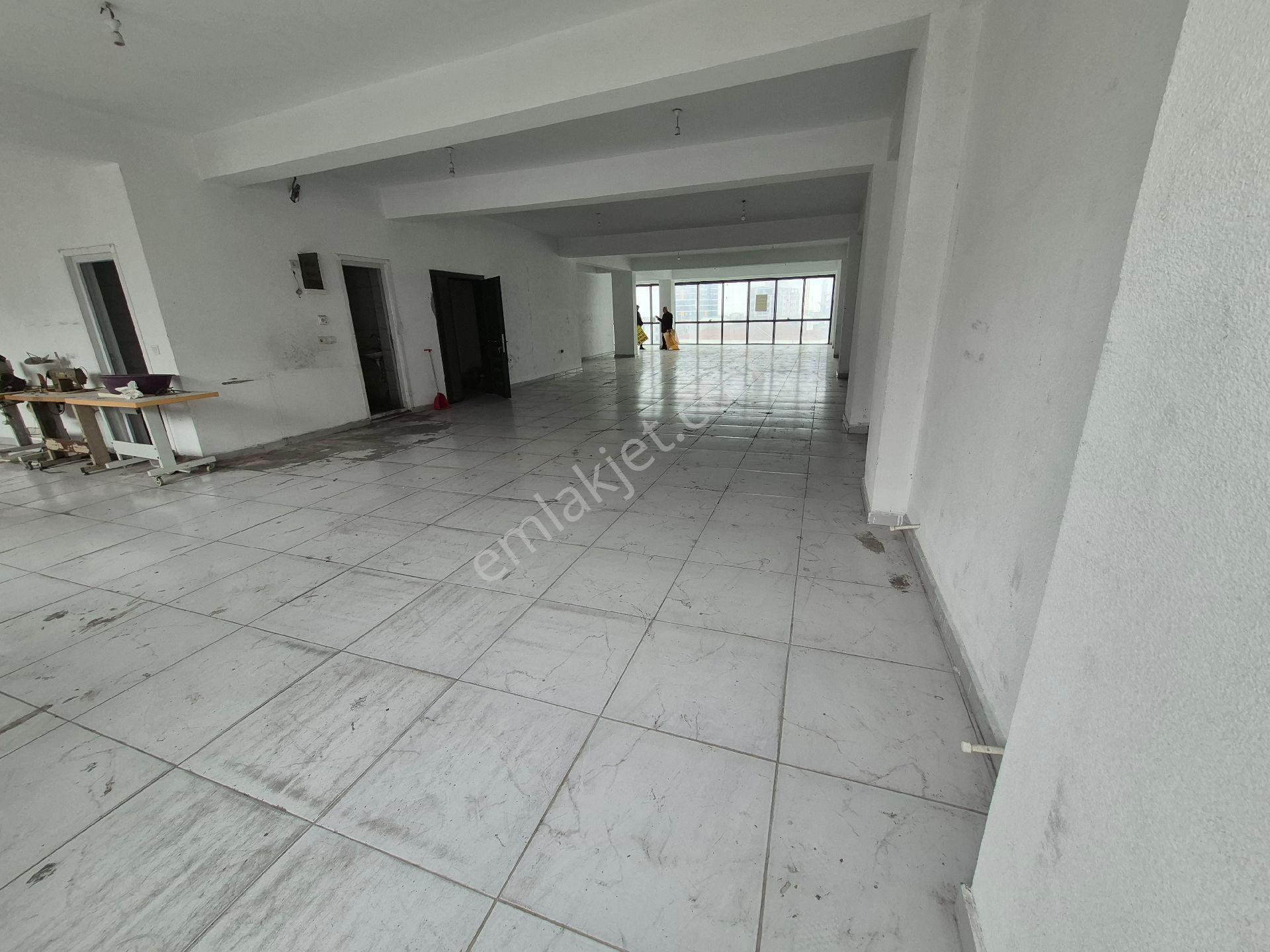 Malkoçoğlu Mahallesinde 300m² Kiralık Dükkan - Görsel 9