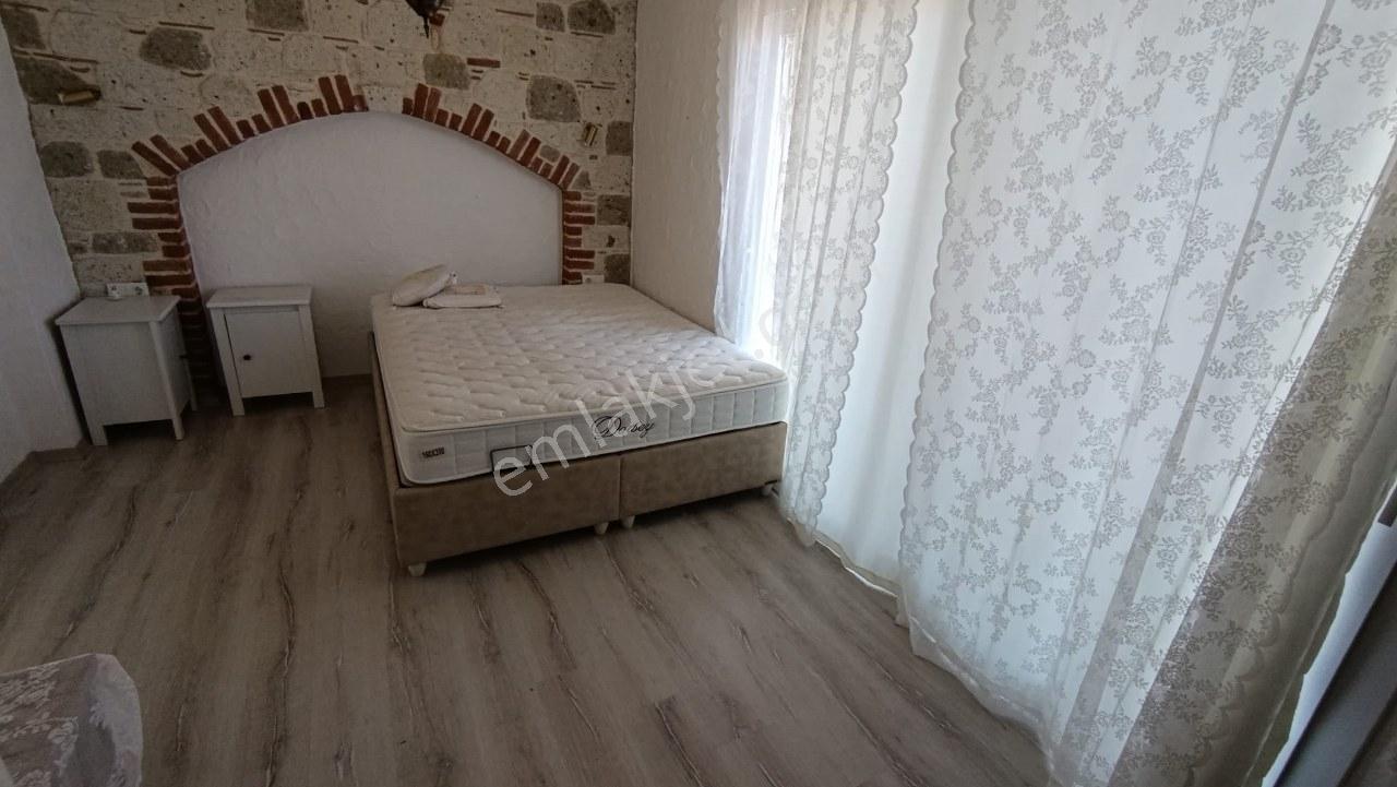 İzmir Çeşme Şifne Denize Yakın Havuzlu Kiralık Müstakil Villa - Görsel 17