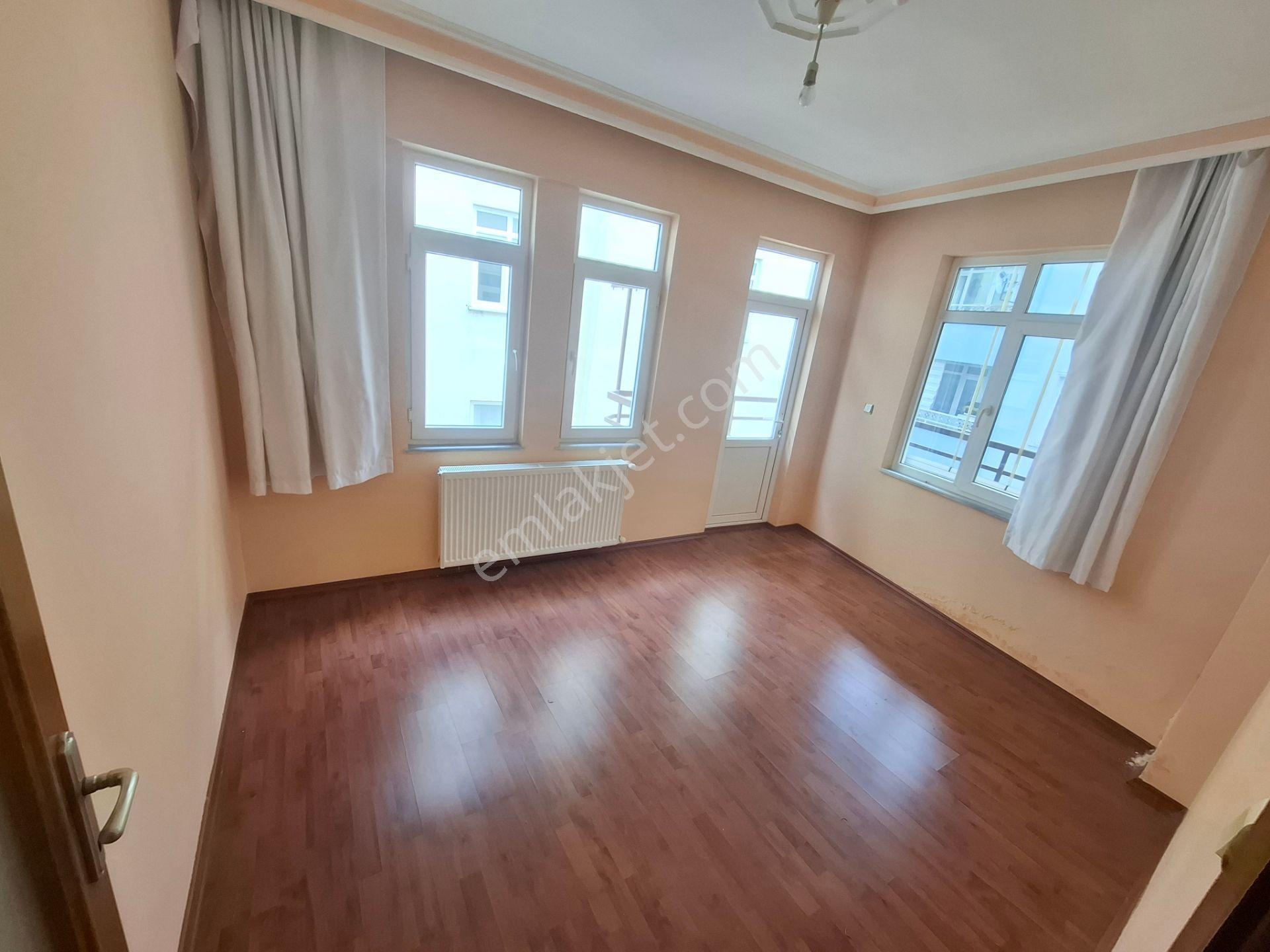 Şehir İçinde Satılık 4+1 Arakat Daire - Görsel 18