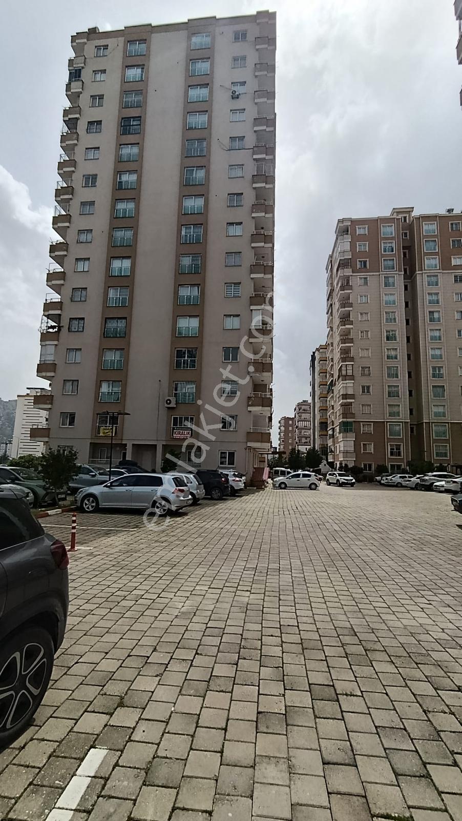Kozan Gayrimenkulden Flora Parkta Geniş Lüks Daire - Görsel 20
