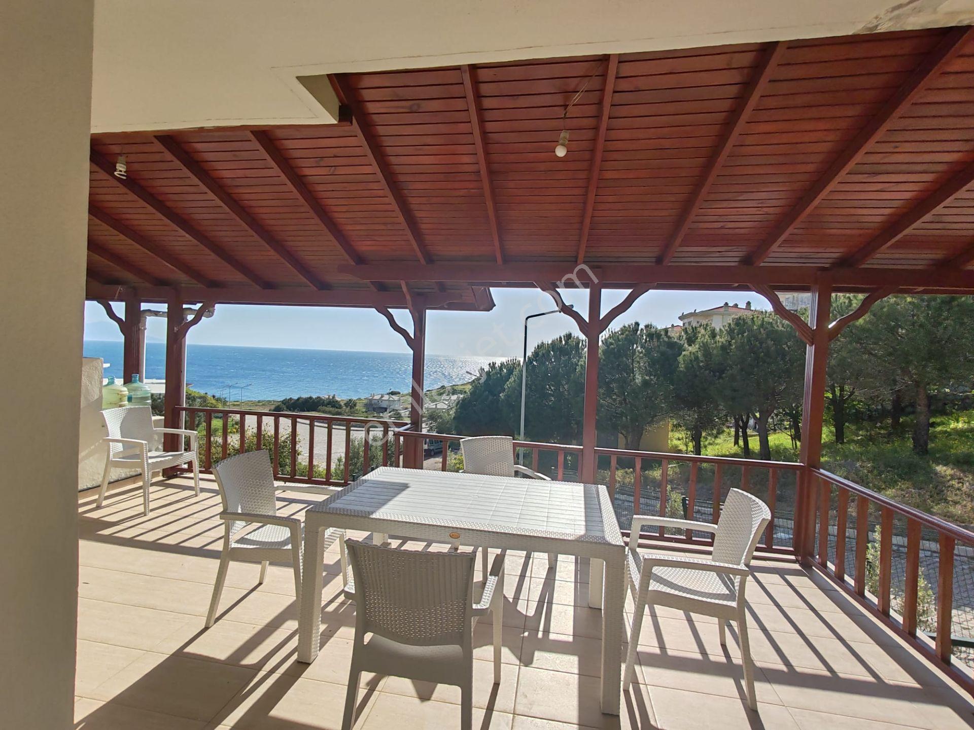 Seferihisar Atatürk Mahallesi Kiralık Deniz Manzaralı Lüx Villa - Görsel 17