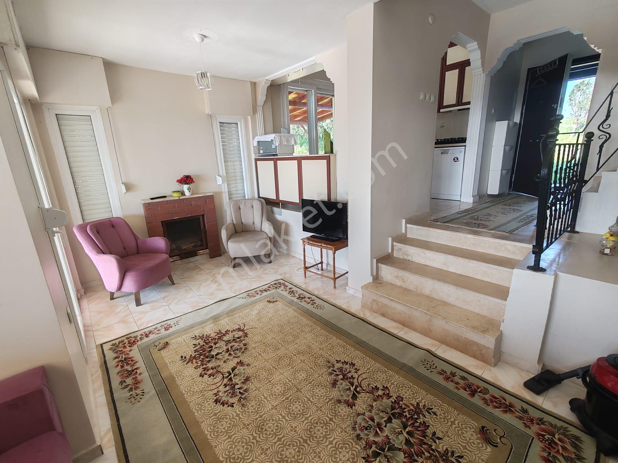 Seferihisar Atatürk Mahallesi Kiralık Deniz Manzaralı Lüx Villa - Görsel 16