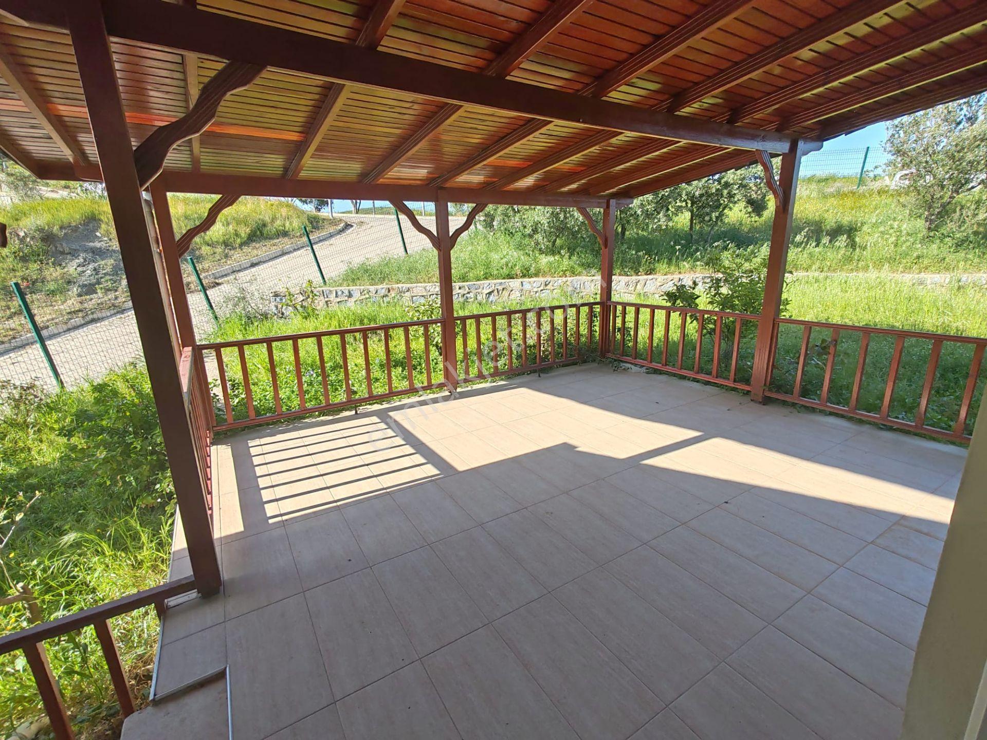 Seferihisar Atatürk Mahallesi Kiralık Deniz Manzaralı Lüx Villa - Görsel 13