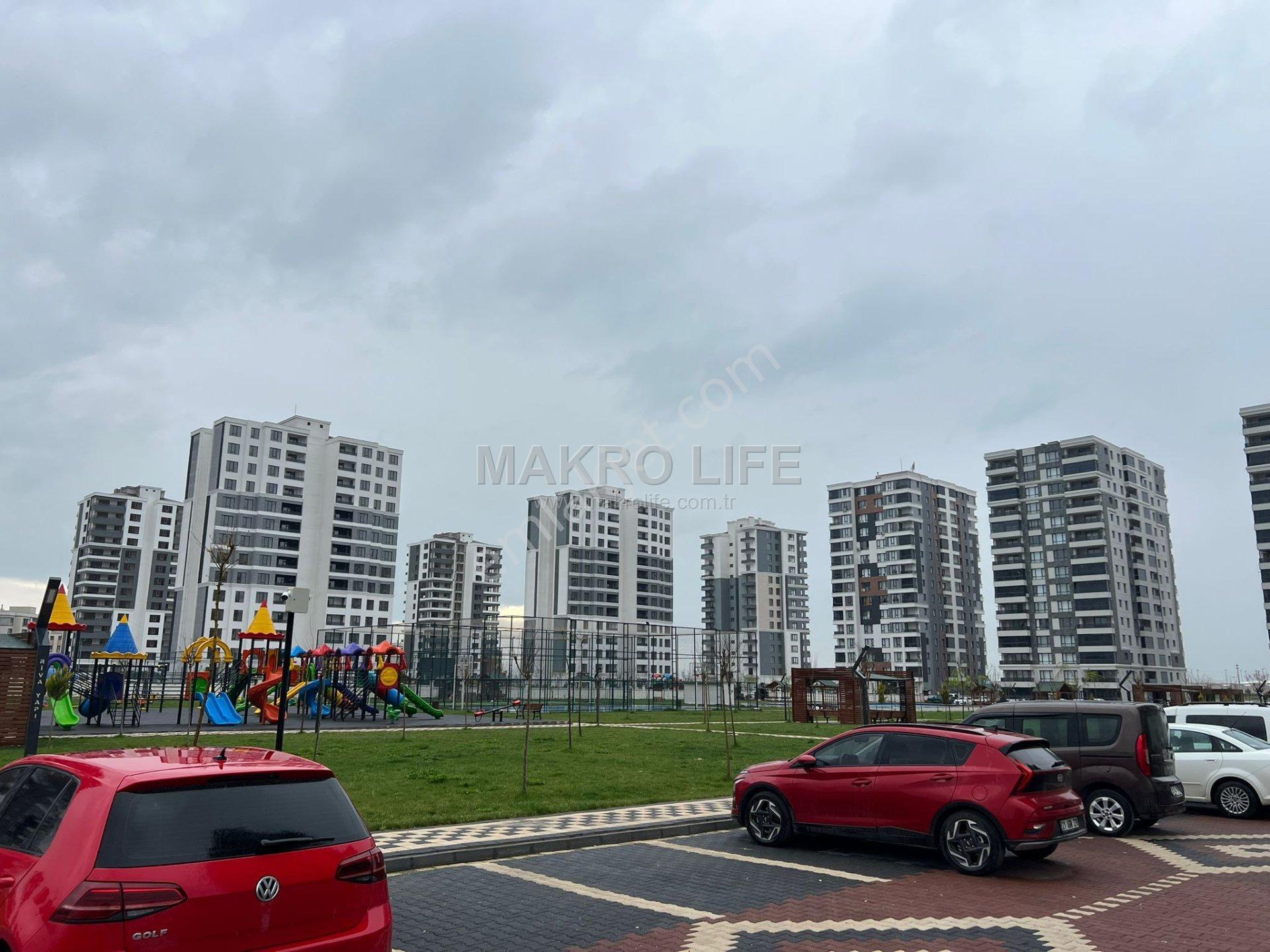 Yenicezaevi Tarafı 3,5+1 Havuzlu Ultra Lüx Sıfır Daire - Görsel 28
