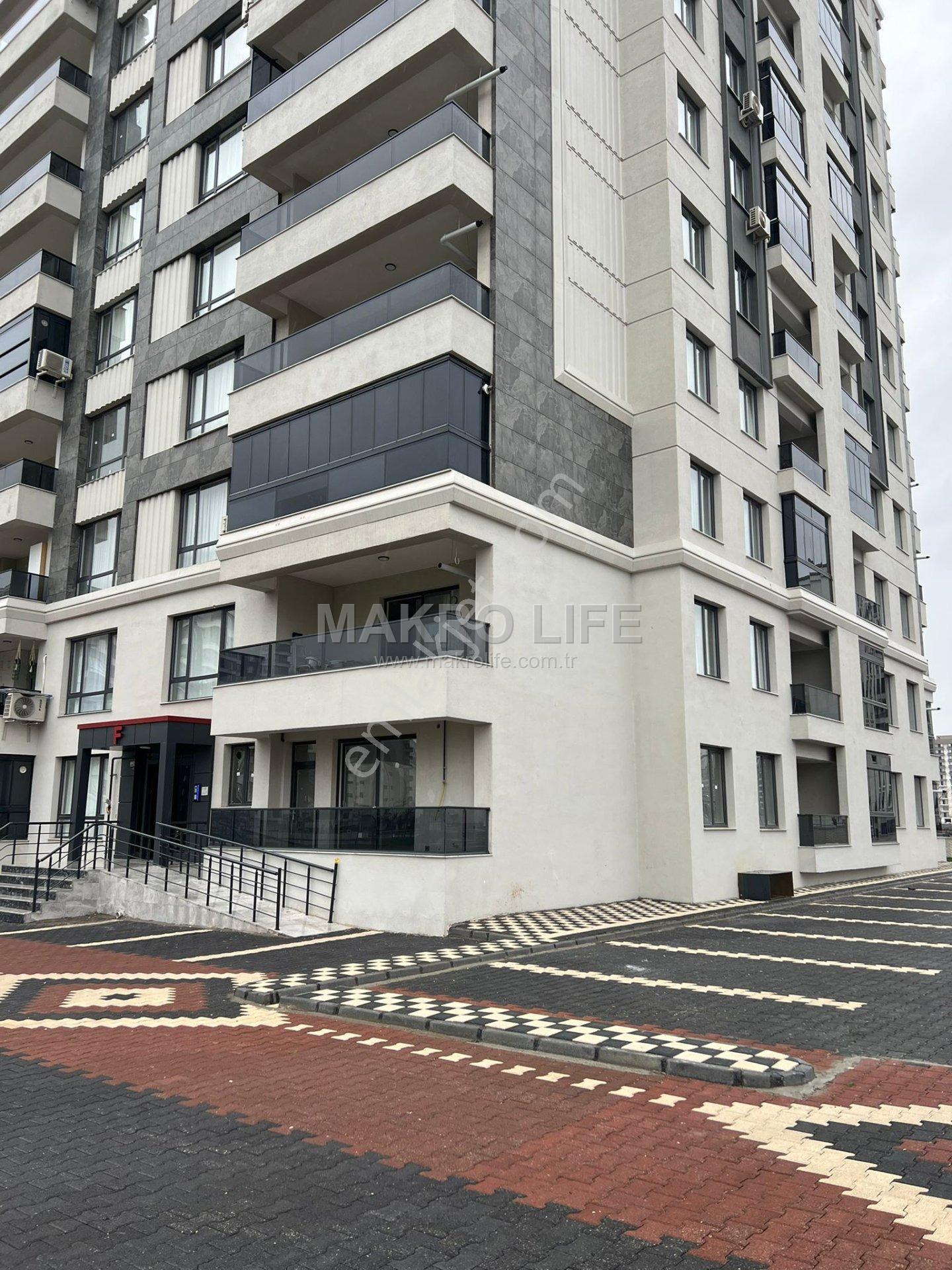 Yenicezaevi Tarafı 3,5+1 Havuzlu Ultra Lüx Sıfır Daire - Görsel 22