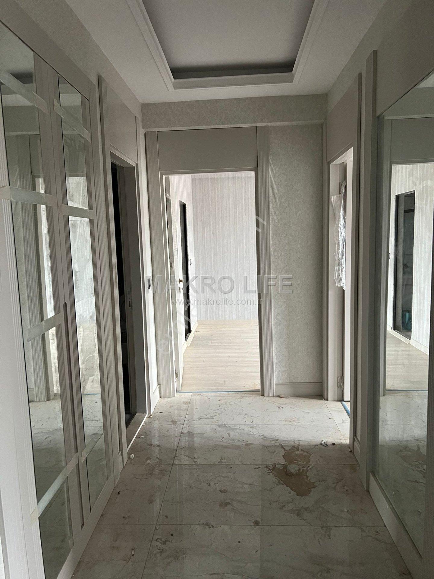 Yenicezaevi Tarafı 3,5+1 Havuzlu Ultra Lüx Sıfır Daire - Görsel 18