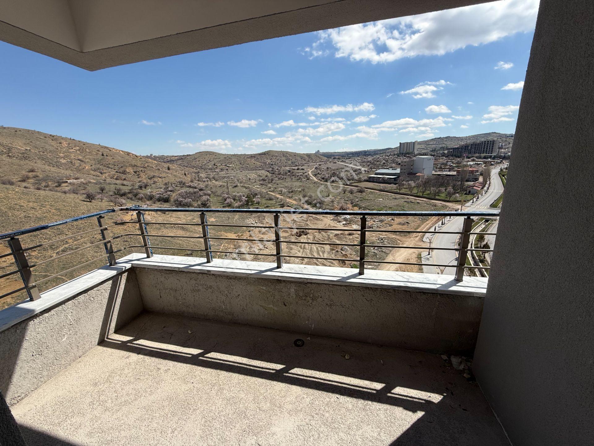 Şanlıbaba Emlak'tan Güzelyurtta Site İçerisinde Satılık Daireler - Görsel 24