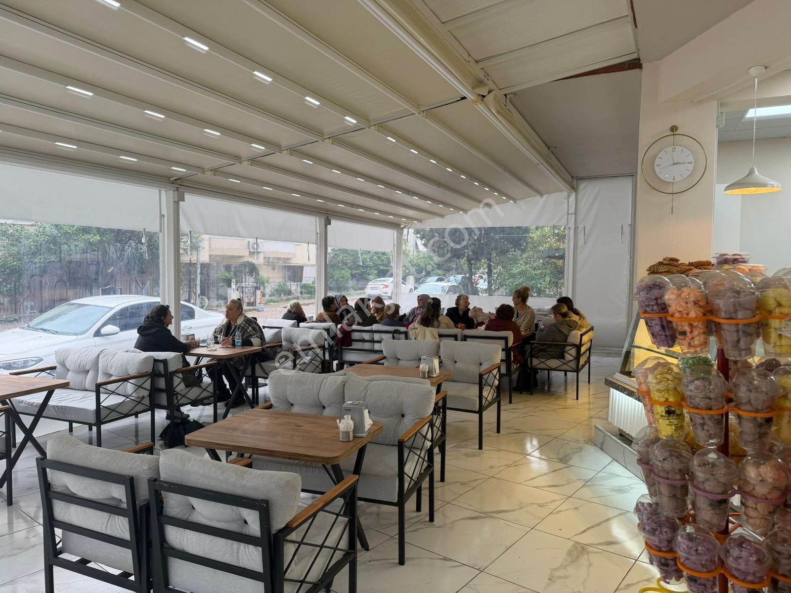 Karşıyaka Bahçelievler Devren Kiralık Pastane & İmalathane - Görsel 5