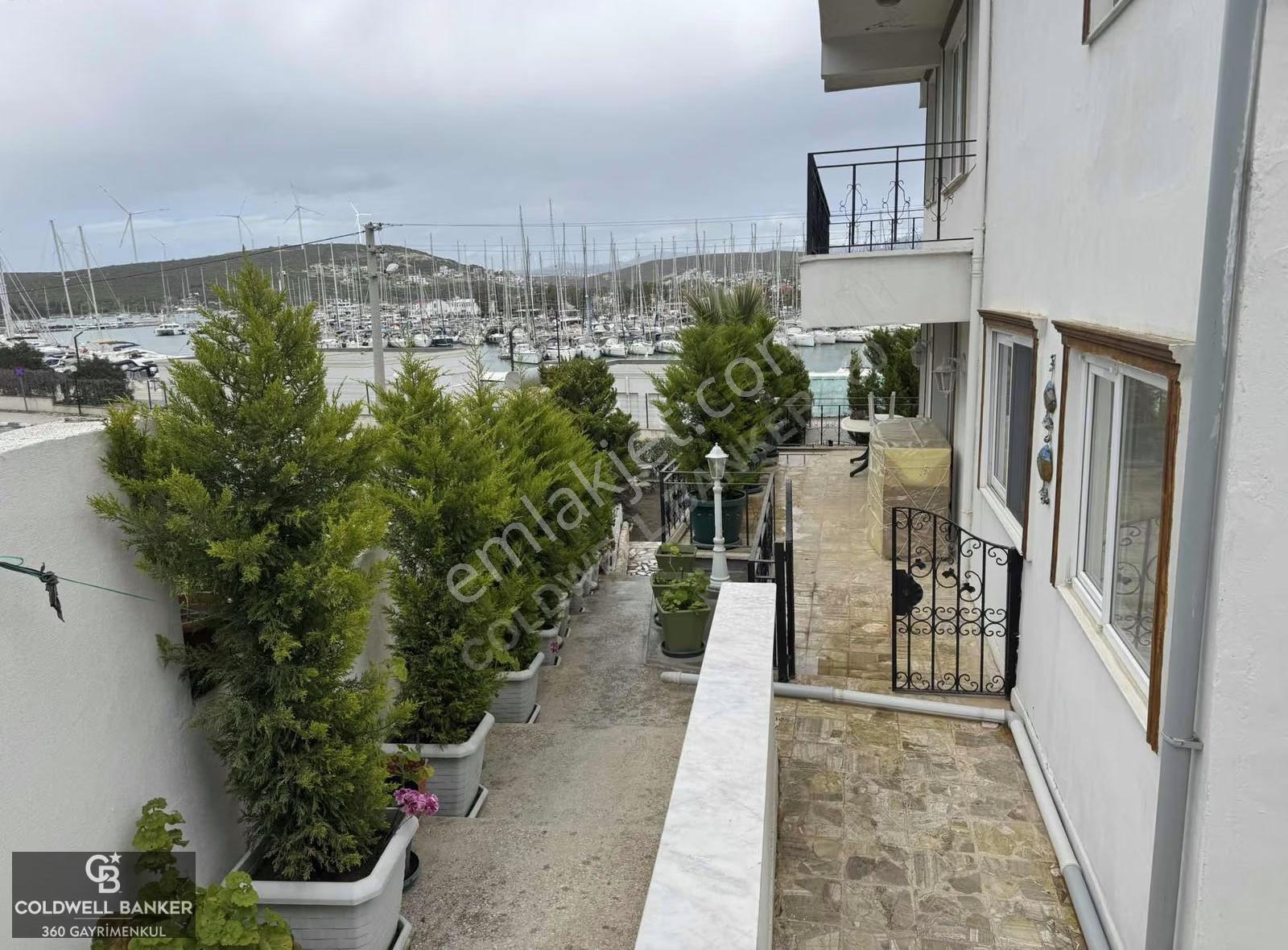 Sığacık'ta Full Deniz & Marina Manzaralı, Geniş Teraslı Villa - Görsel 30