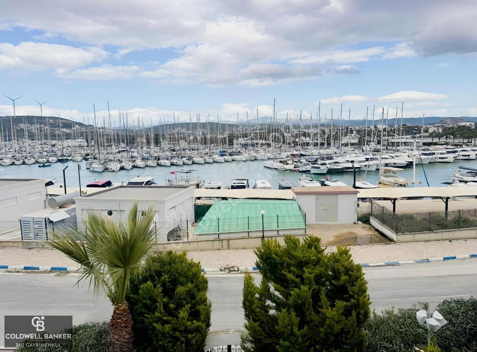 Sığacık'ta Full Deniz & Marina Manzaralı, Geniş Teraslı Villa - Görsel 34