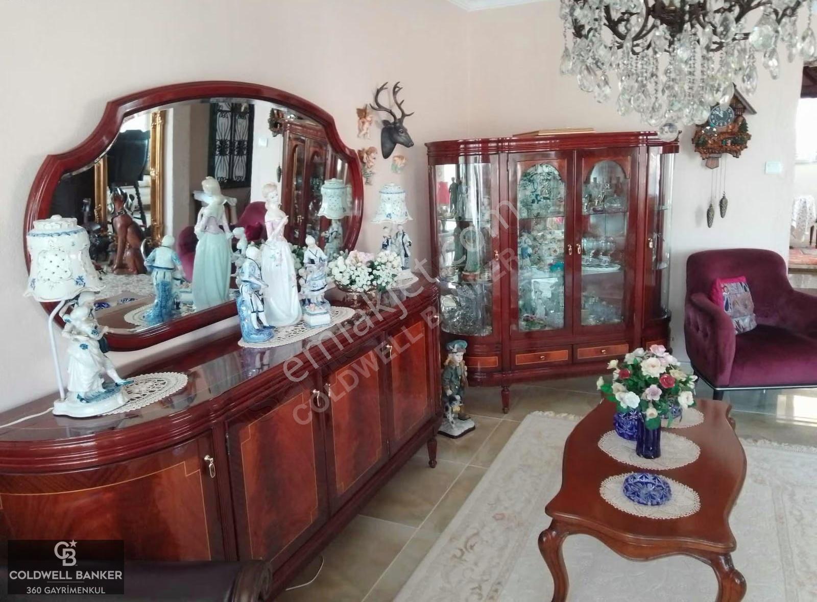 Sığacık'ta Full Deniz & Marina Manzaralı, Geniş Teraslı Villa - Görsel 5