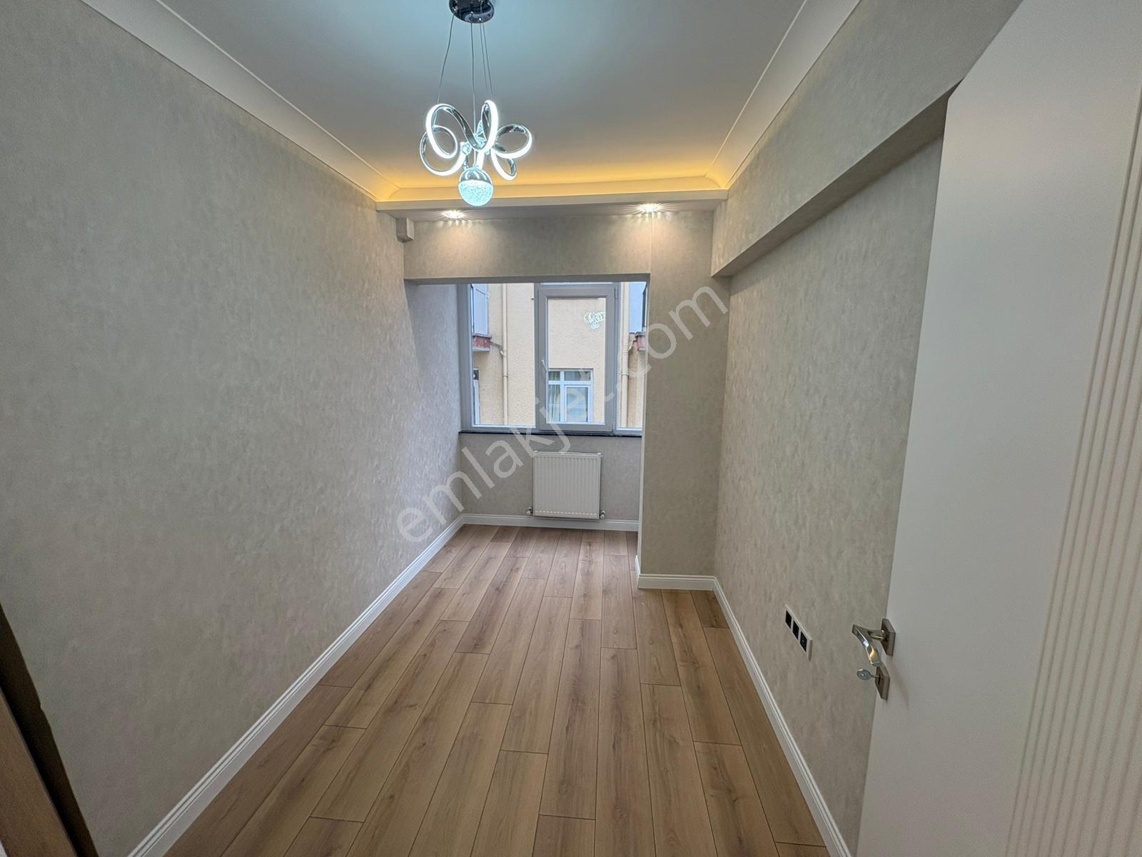 **vadi Manzaralı Ultra Lüks Ara Kat 3+1+2 Banyolu Güney Cephe - Görsel 18