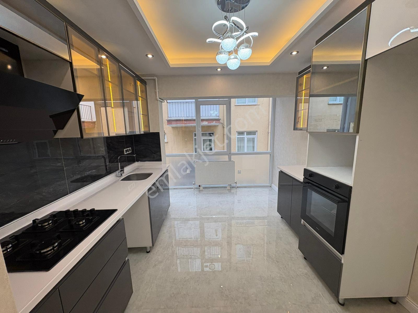 **vadi Manzaralı Ultra Lüks Ara Kat 3+1+2 Banyolu Güney Cephe - Görsel 22