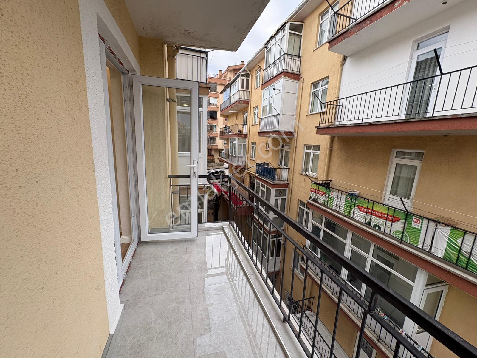 **vadi Manzaralı Ultra Lüks Ara Kat 3+1+2 Banyolu Güney Cephe - Görsel 8