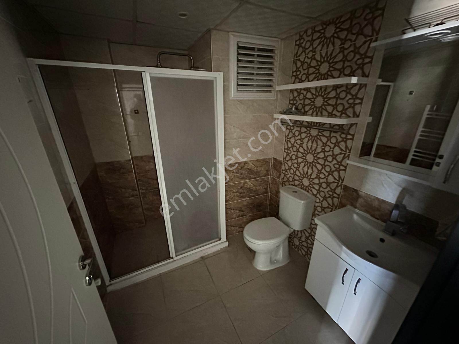 Zeki Emlak'tan Muradiye Mahallesinde 2+1 Ara Kat Kiralık Daire - Görsel 18