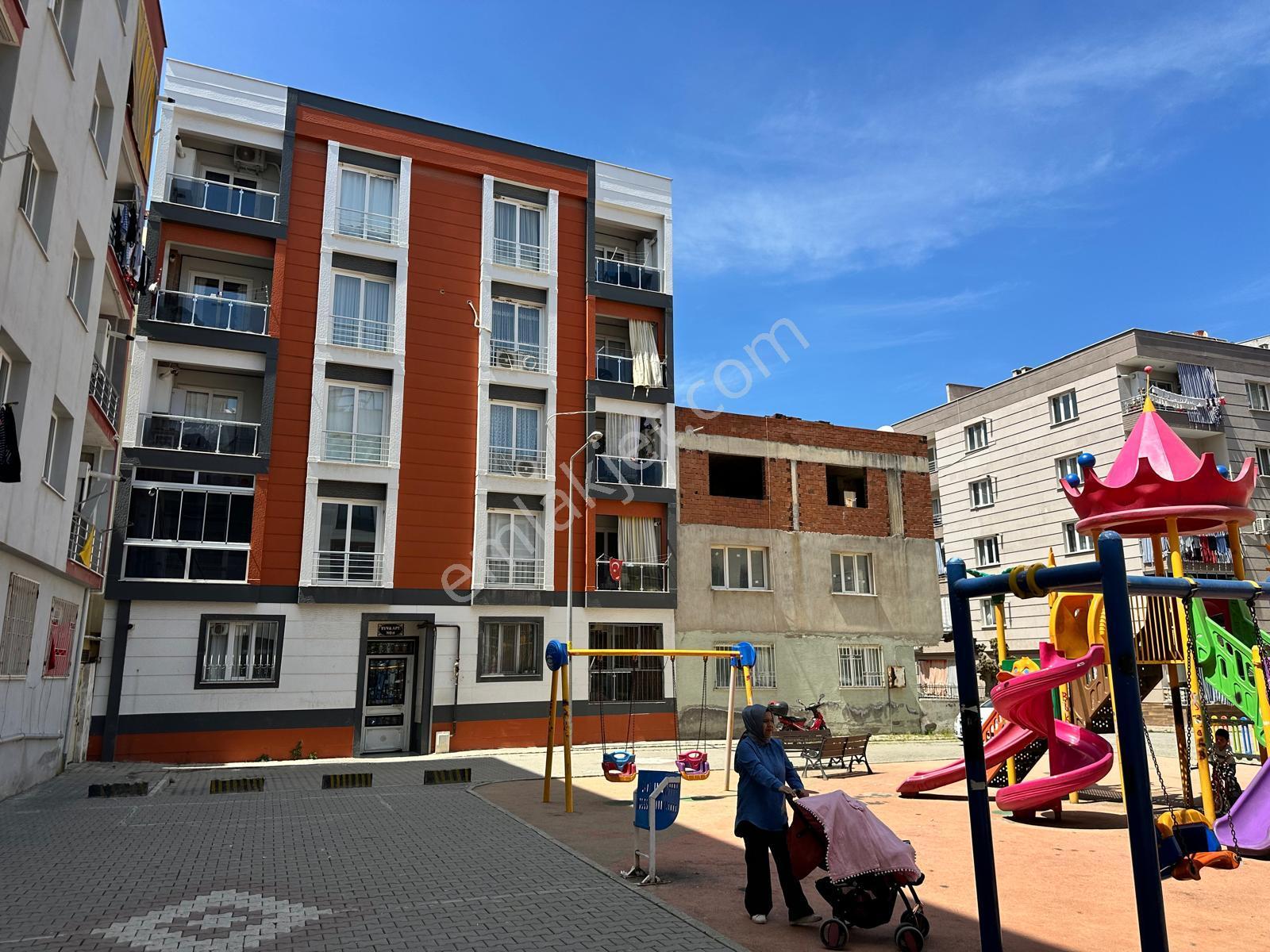 Zeki Emlak'tan Muradiye Mahallesinde 2+1 Ara Kat Kiralık Daire - Görsel 22