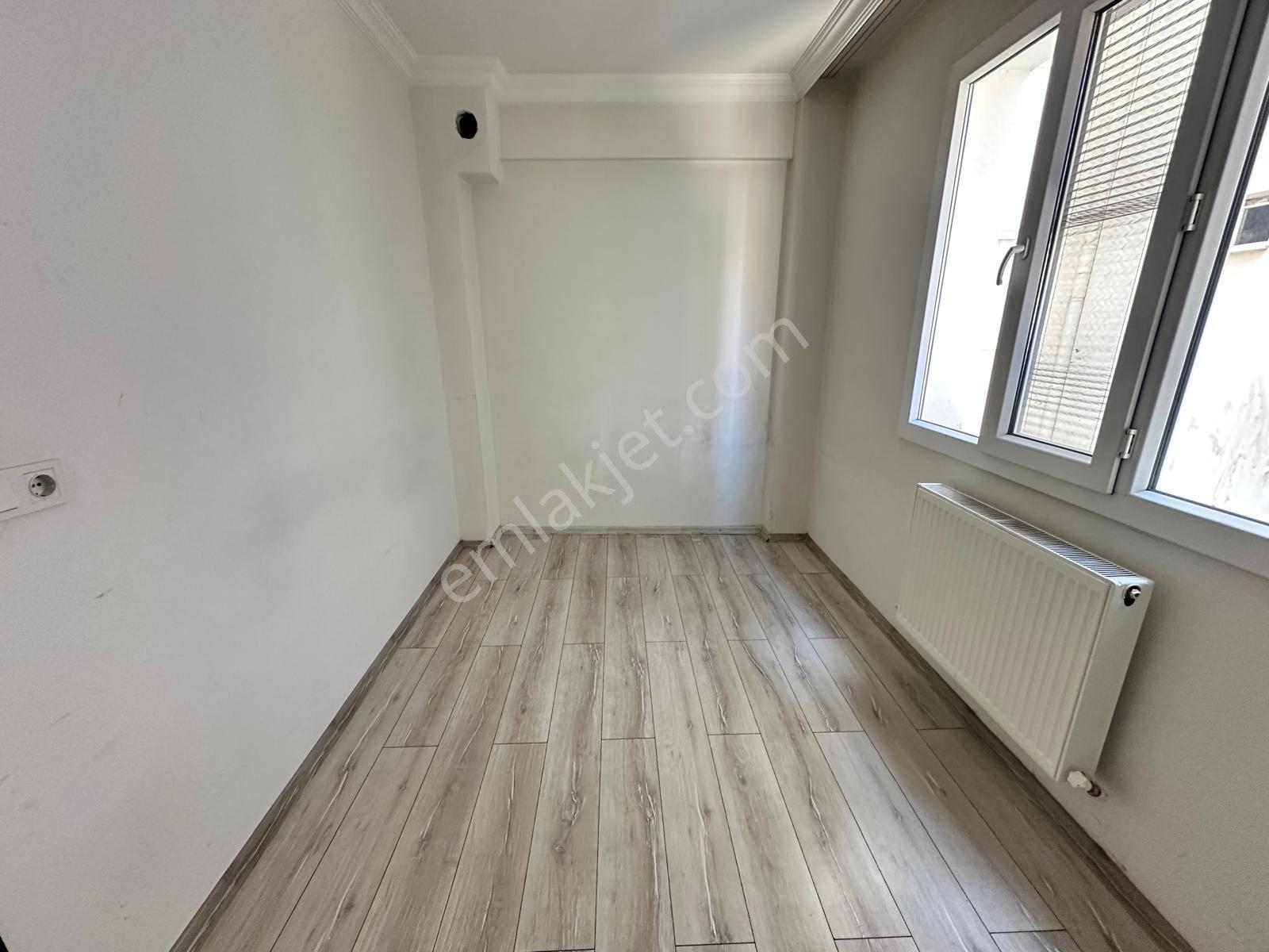 Zeki Emlak'tan Muradiye Mahallesinde 2+1 Ara Kat Kiralık Daire - Görsel 16