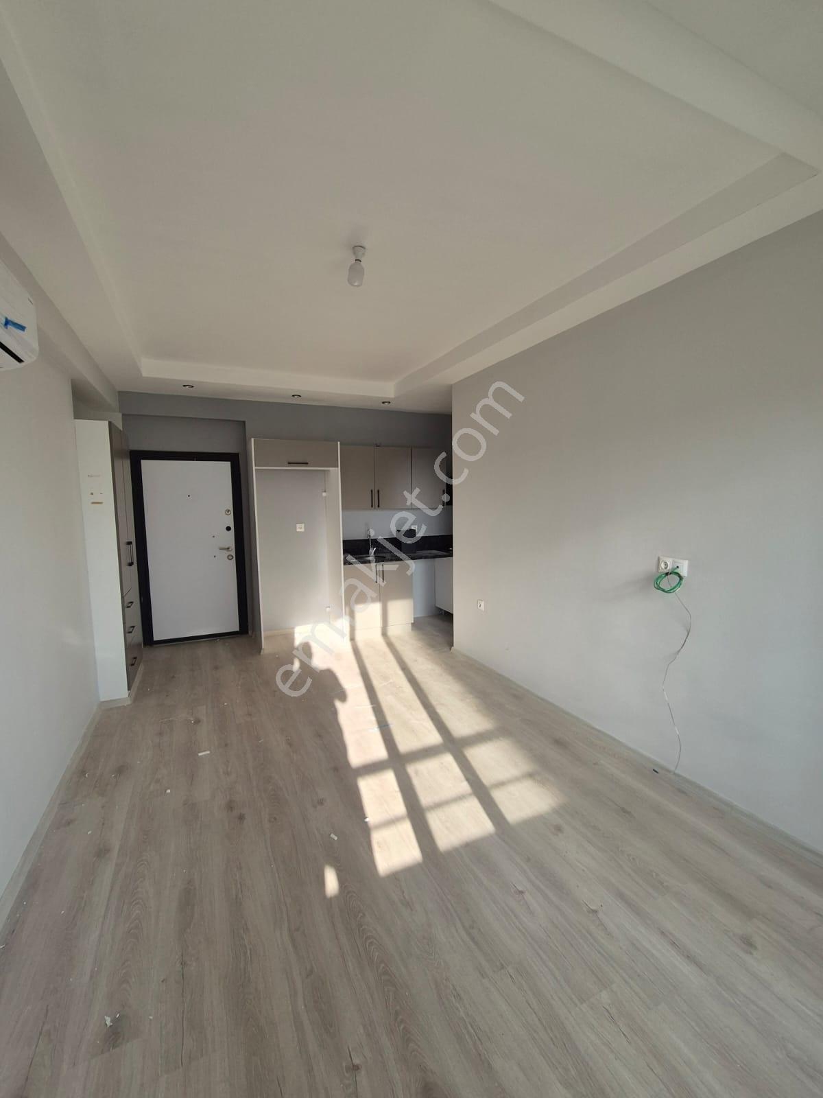 Gültepe'de 1+1 Klimalı 3'lü Ankastreli Ve Şofbenli Kiralık Daire - Görsel 7