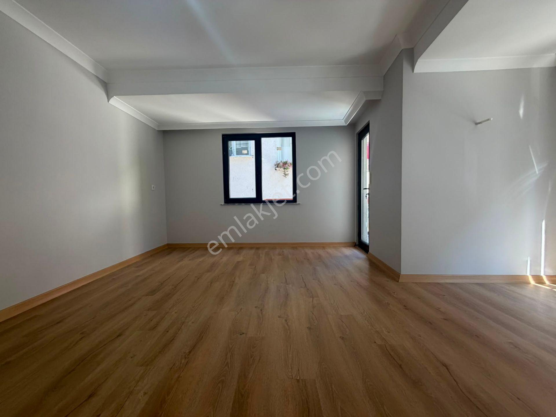 İstanbul House'dan B.evler'de Sıfır Binada 3+1 Ara Kat Daire - Görsel 3