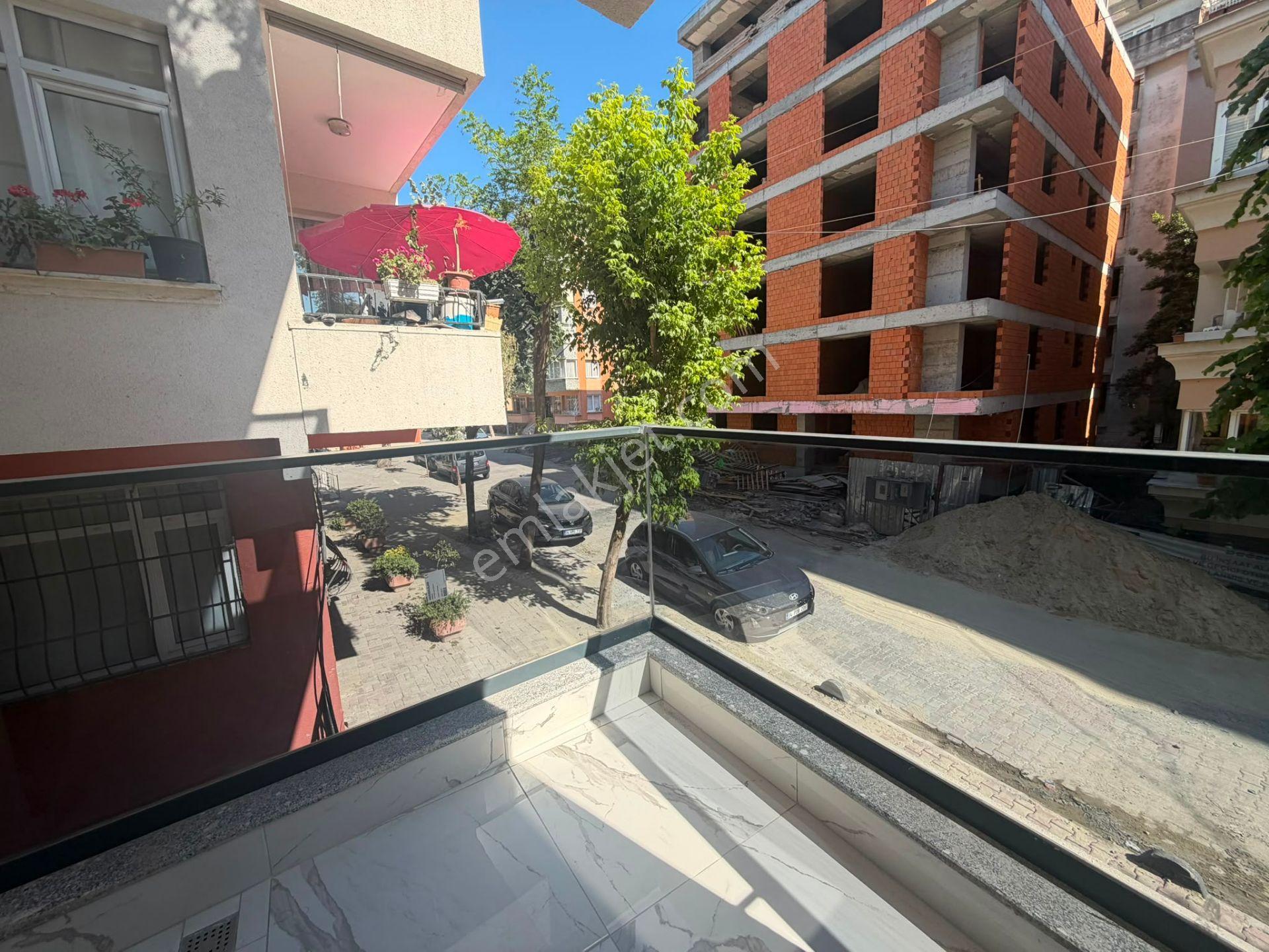 İstanbul House'dan B.evler'de Sıfır Binada 3+1 Ara Kat Daire - Görsel 8