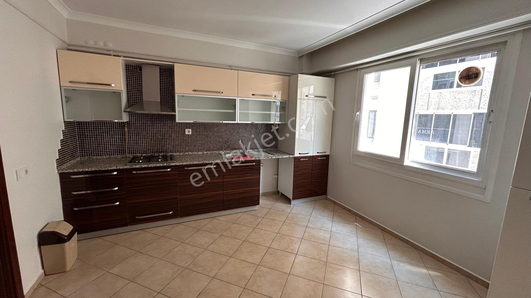 1.anafartalar Mahallesinde Kiralık 3+1 Daire - Görsel 15