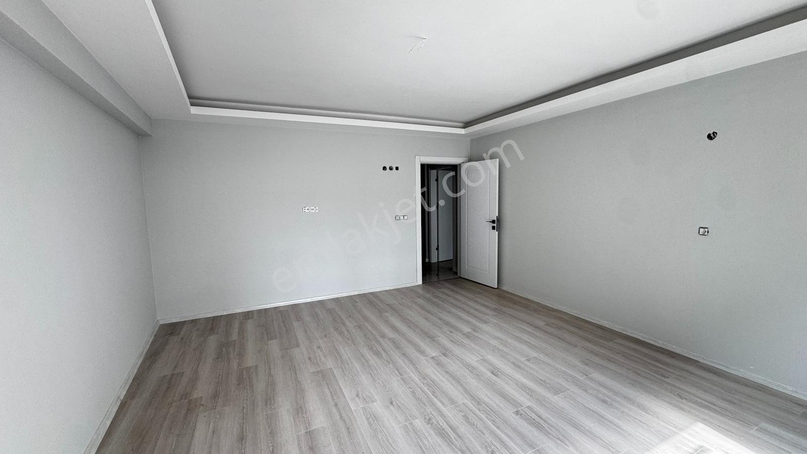 Merkzi Konumda Sıfır Asansörlü 90 M2 2+1 Daire - Görsel 22