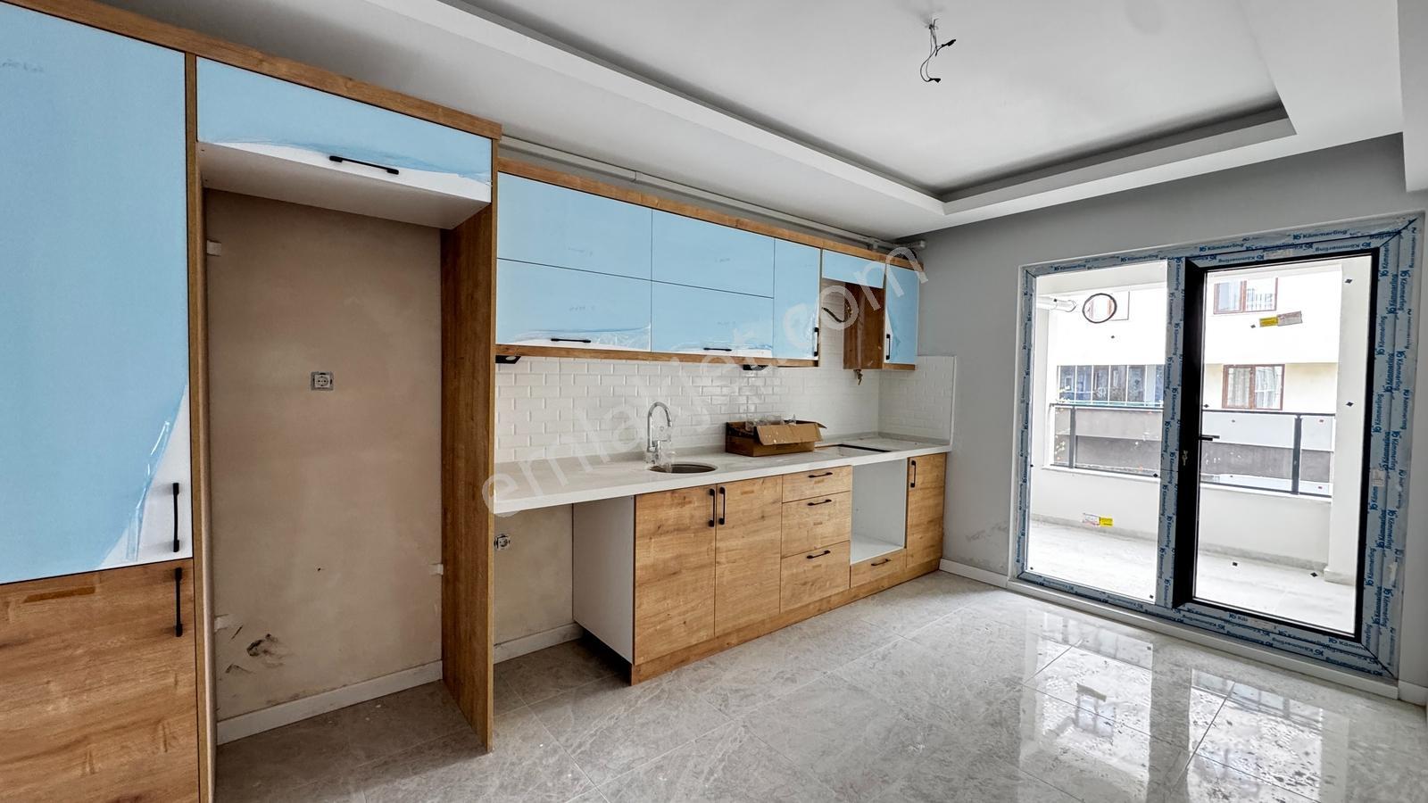 Merkzi Konumda Sıfır Asansörlü 90 M2 2+1 Daire - Görsel 13