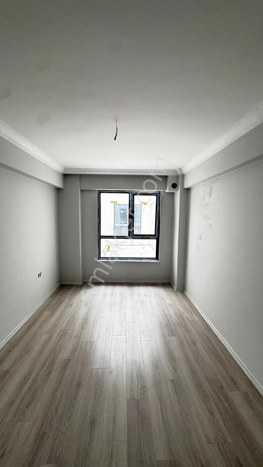 Merkzi Konumda Sıfır Asansörlü 90 M2 2+1 Daire - Görsel 8