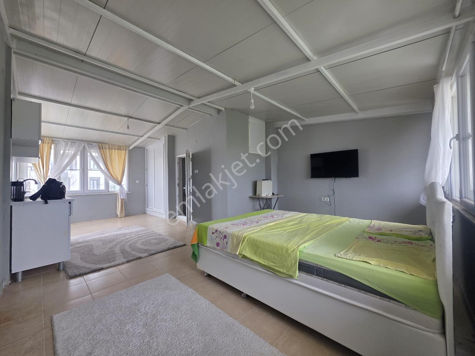 Didim Mavişehirde 4+1 Kullanımlı | 3 Katlı | Çift Verandalı - Görsel 13