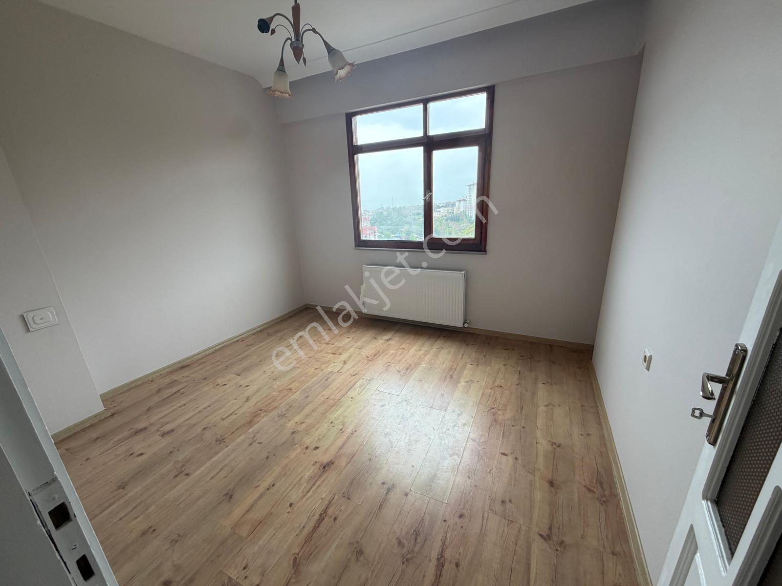 Erdoğdu Bahcecik Yolu Üzerin De Doğalgazlı Kiralık Daire - Görsel 7