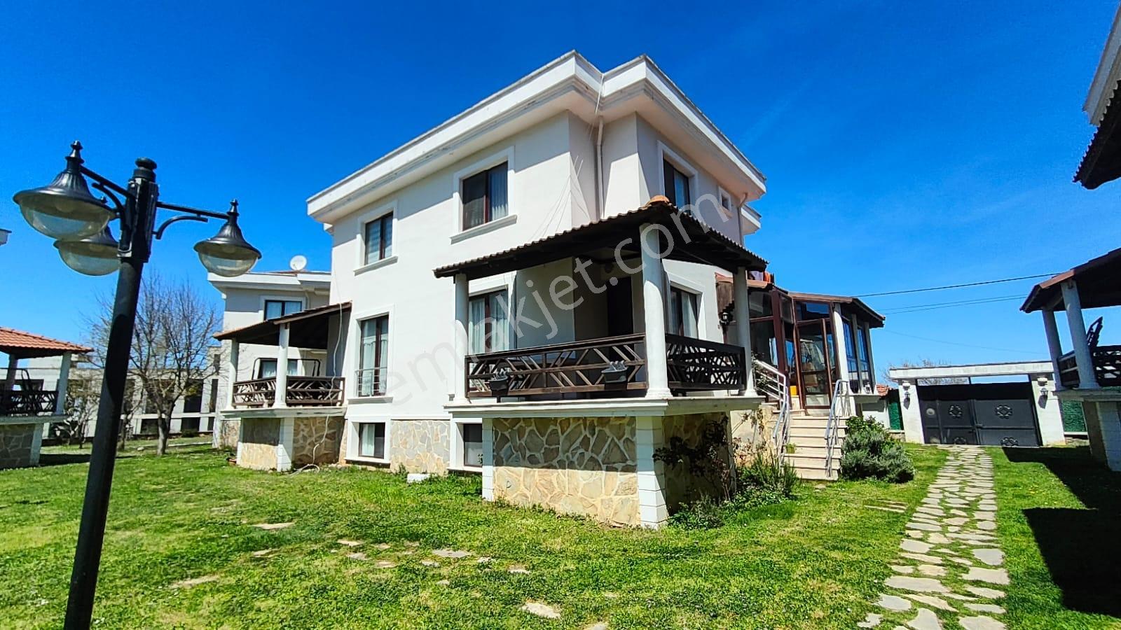 Re/max Anka'dan Akropol Villaları'nda 4+1 Satılık Villa - Görsel 21