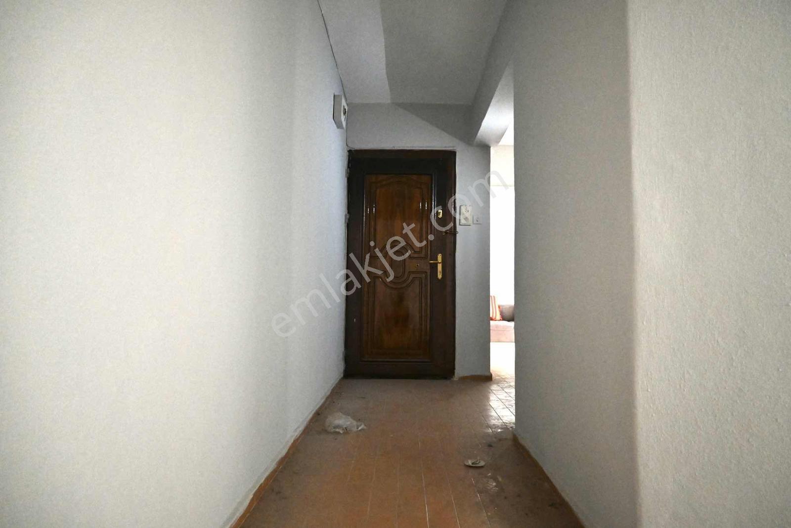 Bm Real Estate Altıparmak'ta Satılık 2+1 Asansörlü Daire - Görsel 12