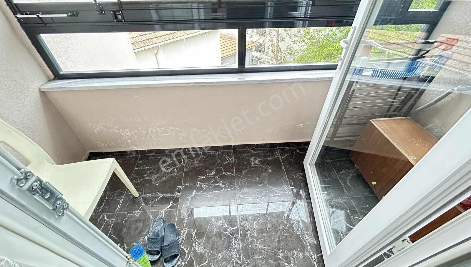 Bostanpazarı'nda Kapalı Balkonlu Eşyalı Geniş 1+1 Kiralık Daire - Görsel 16