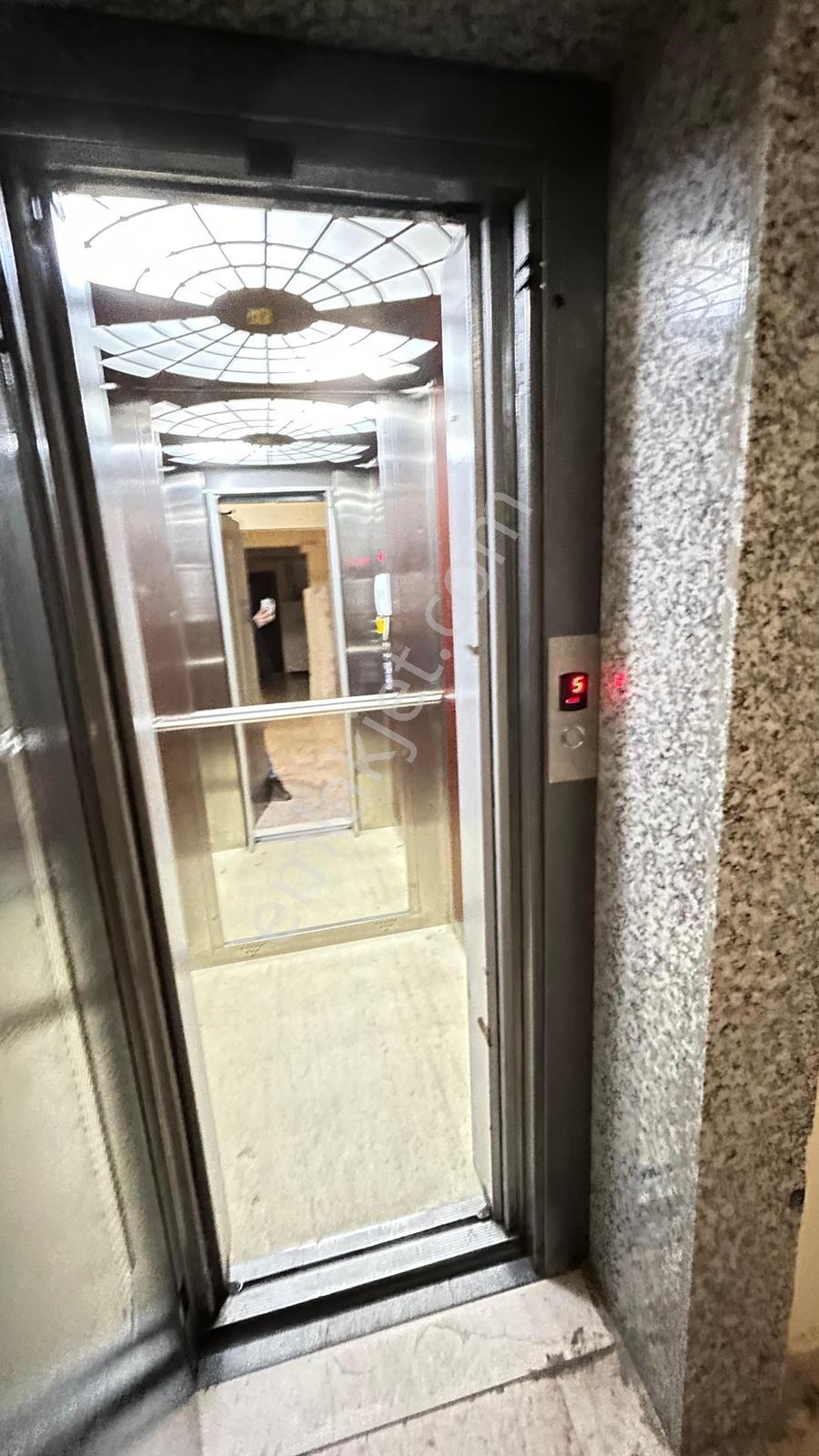 Yeni Devlet Hastanesi Yakını K.balkonlu Eşyalı 1+1 Kiralık Daire - Görsel 7
