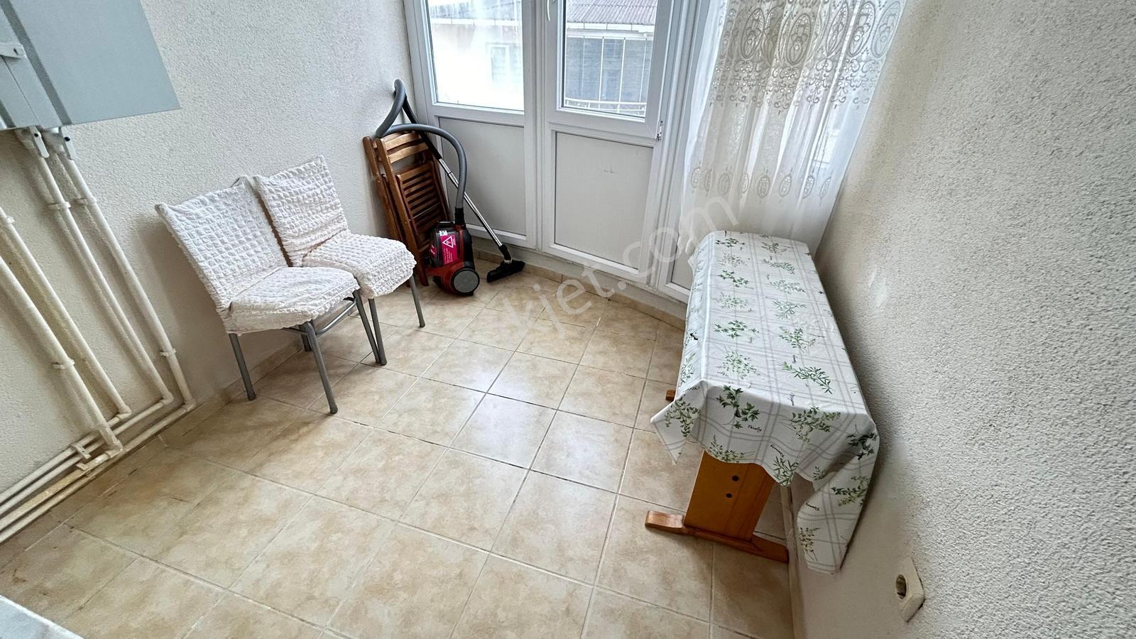 Yeni Devlet Hastanesi Yakını K.balkonlu Eşyalı 1+1 Kiralık Daire - Görsel 14