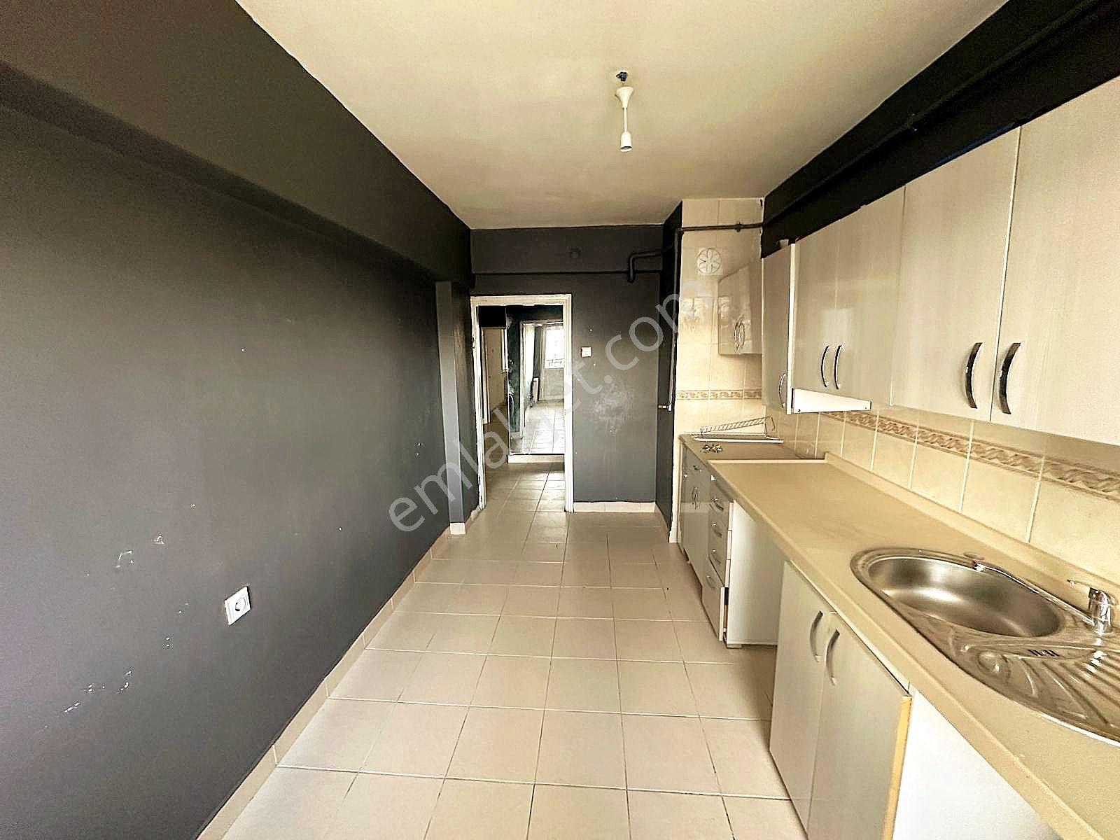 Karahan Emlak'tan Sivasın Göbeğinde Kiralık 2+1 Ofis&ev Olarak - Görsel 14