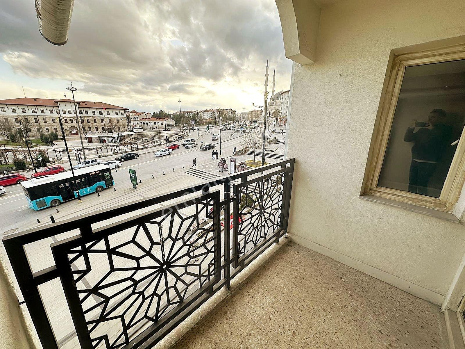 Karahan Emlak'tan Sivasın Göbeğinde Kiralık 2+1 Ofis&ev Olarak - Görsel 7