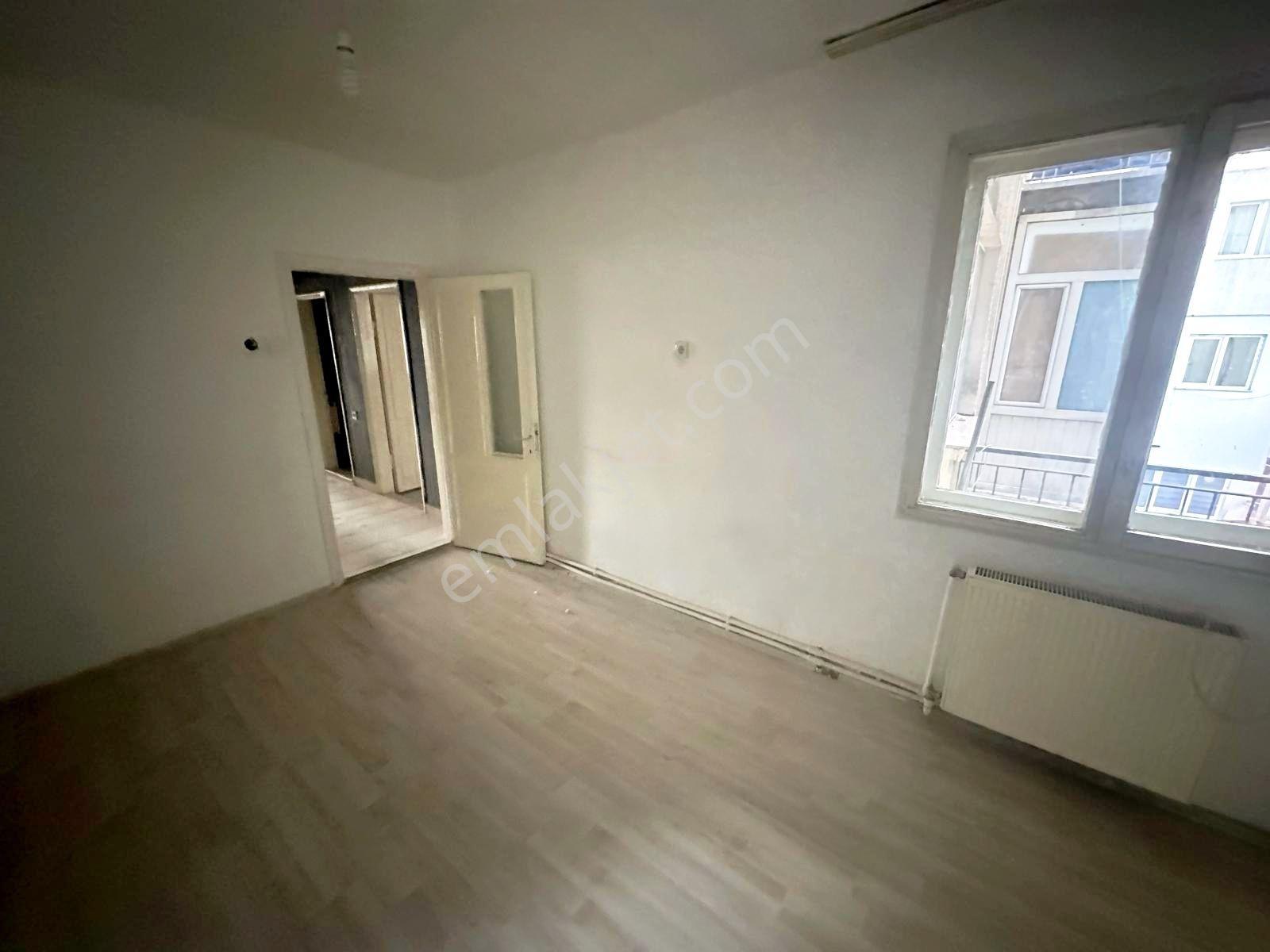 Karahan Emlak'tan Sivasın Göbeğinde Kiralık 2+1 Ofis&ev Olarak - Görsel 34