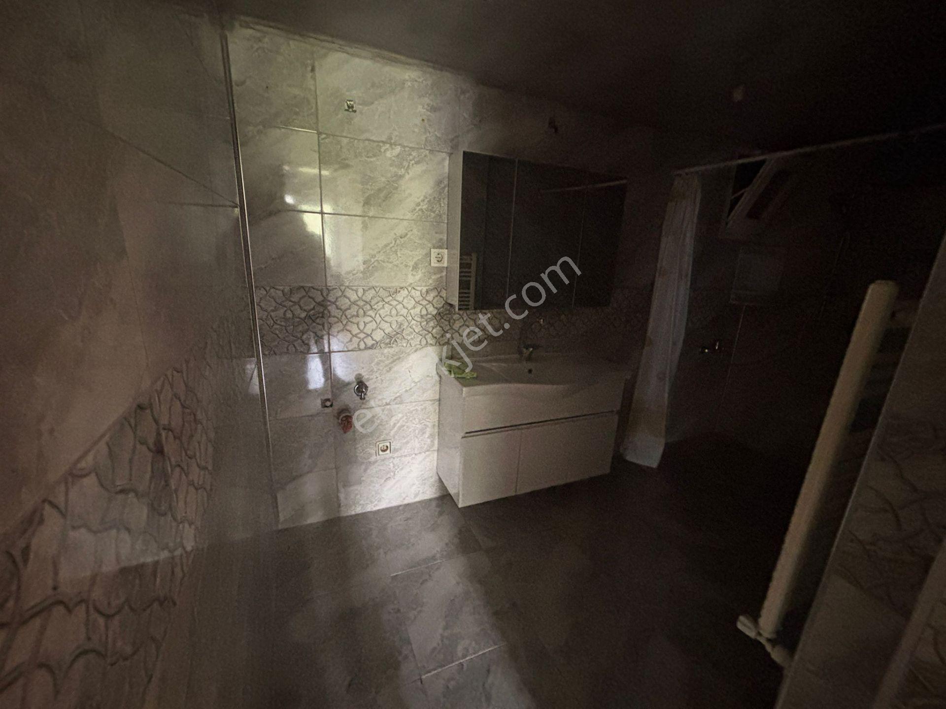 Acill Buca-koop Mah.de Otoban Yanı 3+1 120m2 Dgazlı Y.giriş Asansörlü Site İçi Satılık Daire - Görsel 13